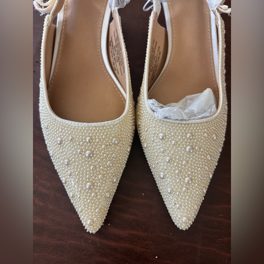 A New Day Ivory Pearl Slingback Heels - Picture 4 of 10